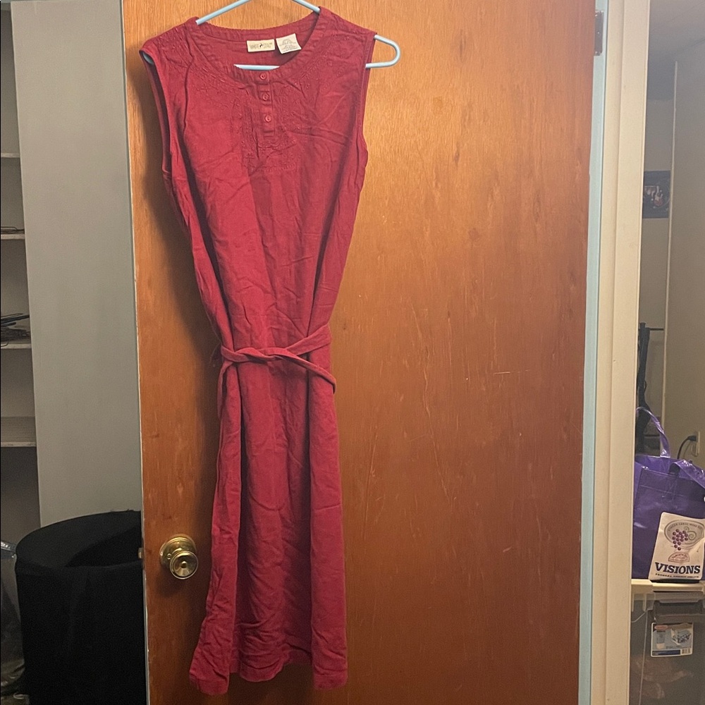 Sleeveless Red Dress